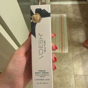 Voesh New York Vegan Body Crème